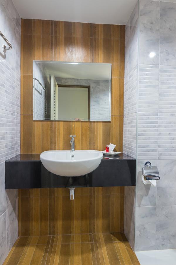 City 2 Lampang Exterior photo